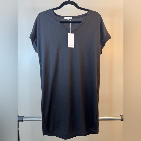 Black V-Neck Women's Dress - Picture 1 of 4